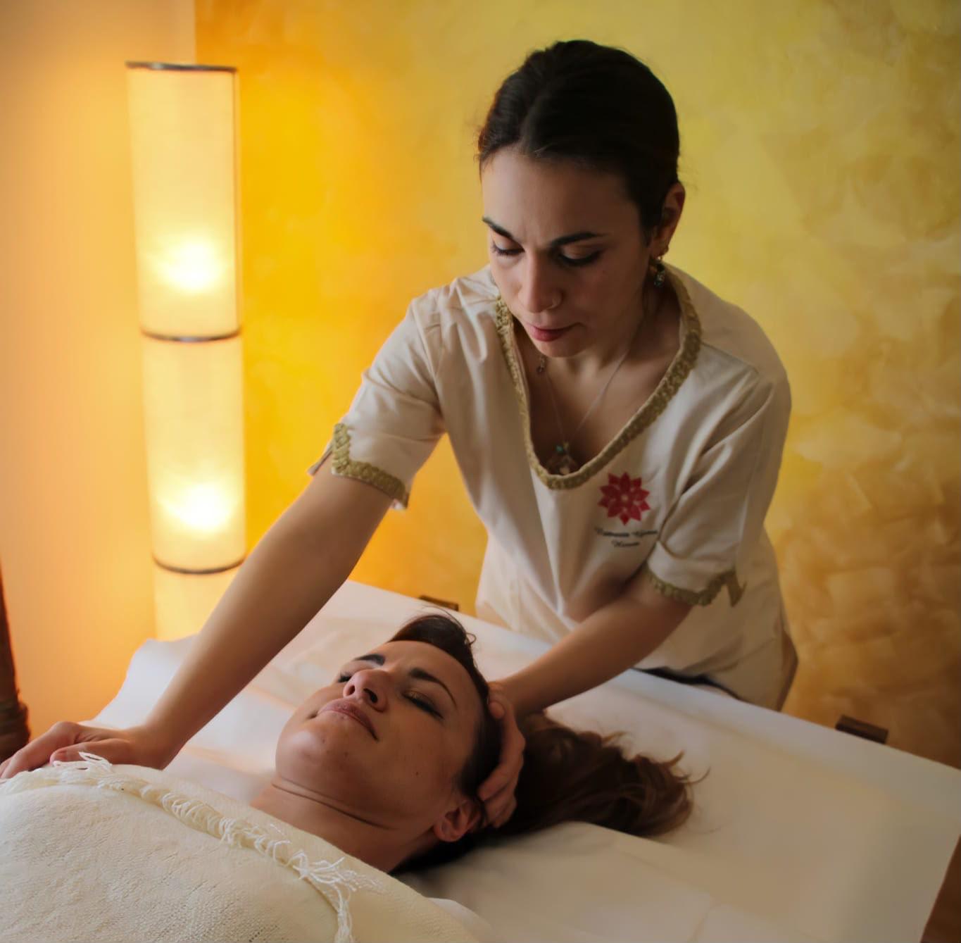 Massaggio ayurvedico con Manuela